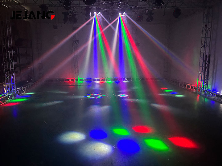 Four-arm little Pixiu with lamp